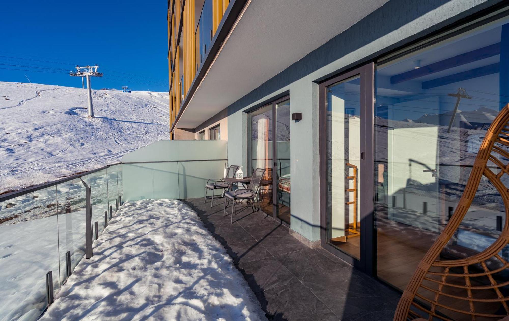 New Gudauri Gn Apartments In Atrium Eksteriør billede